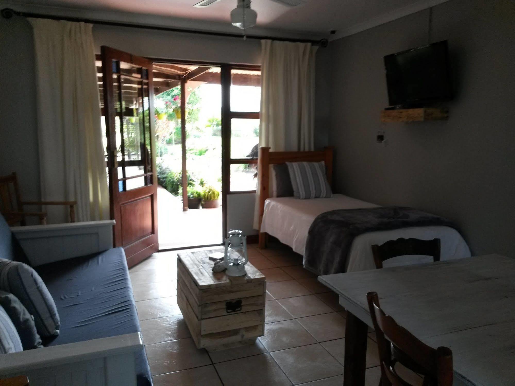 African Sun Guest House George Exterior foto